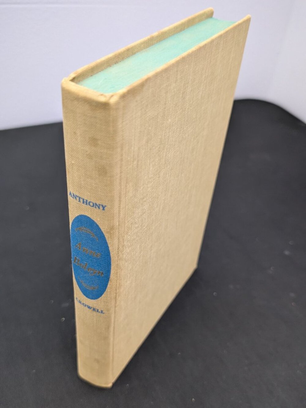 BOOK Antique 1957 Anne Boleyn by Evelyn Anthony Hardcover